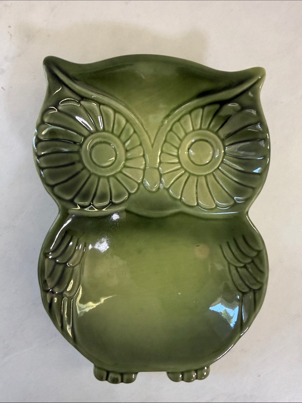 Green Ceramic Owl Trinket Dish aprx 6x6